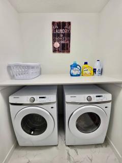 Zen Freedom - Estate Living | 4BR (3 king), Garage - 6