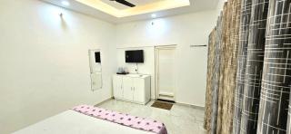 Parth ayodhya homestay - Ayodhya - 9