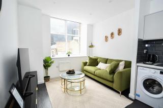 Cosy & Bright 1 Bedroom Apartment in Bradford - Bradford - 2