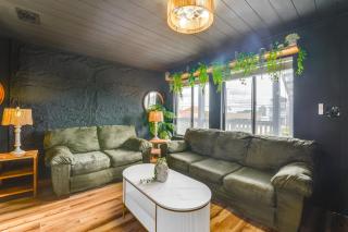 Chic & Elevated Decor: Beachfront PCB Gem w/ Patio - 7
