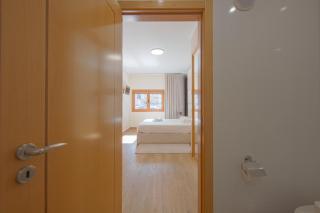 Modern Lisbon Apartment by Homing - Odivelas - 3
