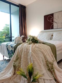 Holiday Home Pool Villa by Troy - 0