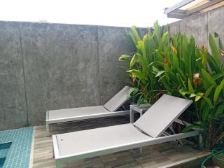 Holiday Home Pool Villa by Troy - 2