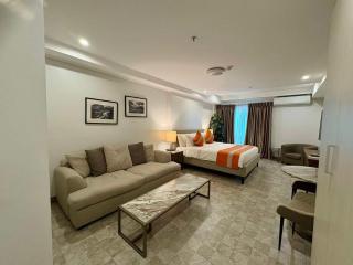 Sheryll Escapes - La Grande Phase 2 Grand Studio 204 with Balcony, Wifi & Netflix - Angeles - 3