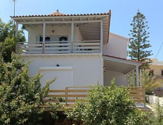 Villa "Jane", quiet, luxurious, family friendly, spacious, close to the beach! - Chania - 6