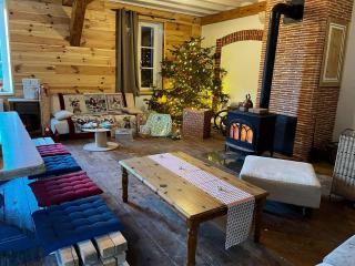 Gîte du Moul'Ain Jura 200m2 15 pers - Le Poizat - 9