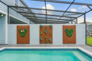 Fantasy Themed Fun with Pool & Resort Access - 9