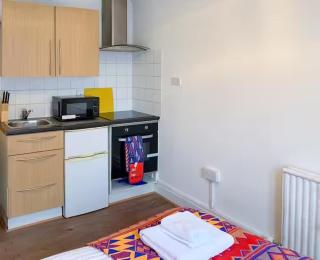 Sleeps2-FreeParking-ContactlessCheckIn-Glastonbury - Glastonbury - 4