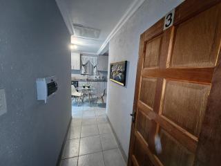Azrisi Apartments - Kempton Park - 8