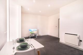 Spacious 1 Bed Central Blackburn Apartment - Blackburn - 4