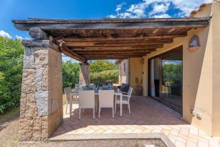 Punta Molara, Garden and Terrace, 900m from the Sea - Punta Molara - 8