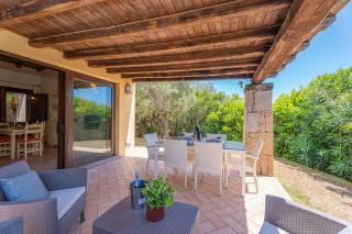 Punta Molara, Garden and Terrace, 900m from the Sea - Punta Molara - 6