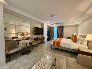 Sheryll Escapes - La Grande Phase 2, Grand Studio 305 with Balcony, Wifi & Netflix - Angeles - 6