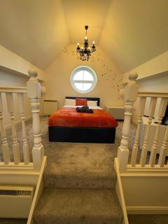 Flat at St Helens Near Town Center & Theater, Free Parking, WiFi - 0