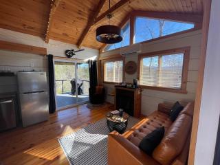 TN Jack - New Whiskey Game Cabin - 3