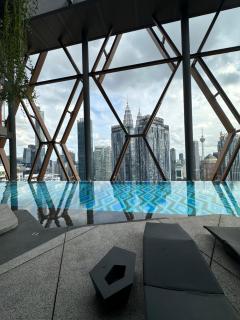 Scarletz Suites KLCC Kuala Lumpur by OKIDOKI Homes - Kuala Lumpur - 2
