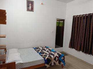 Thekkekara Budget Rooms - 5