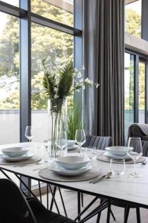 Skyline Serenity I Exquisite 3 Bedroom Ultra I Luxury Penthouse I Long Stay - Belfast - 0