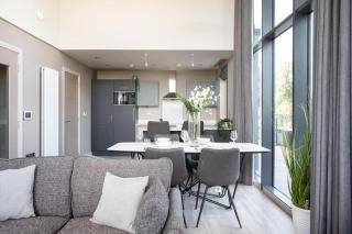 Skyline Serenity I Exquisite 3 Bedroom Ultra I Luxury Penthouse I Long Stay - Belfast - 8