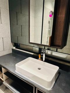 Scarletz Suites KLCC Kuala Lumpur by OKIDOKI Homes - Kuala Lumpur - 8