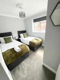 Little Yorkie City Centre cottage FREE Parking - York - 2