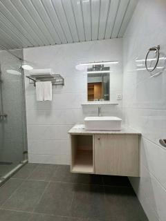 Sheryll Escapes - La Grande Phase 2, Grand Studio 516 with Balcony, Wifi & Netflix - Angeles - 7