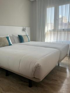 Aparthotel Los Girasoles - Saragozza - 8