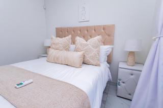 3bd home with Starlink WiFi , pool, near CBD & Airport - Joverega - 4
