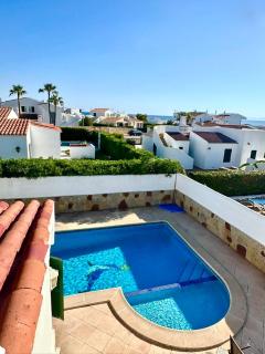 Chalet junto al mar con piscina privada - Cala 'n Bosch - 1