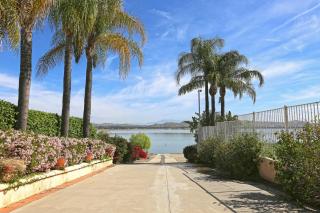 Lakeside Mansion Waterfront 34 beds Boat ramp - Lake Elsinore - 2
