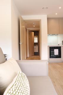 Studio Flat Above MK Station - 3