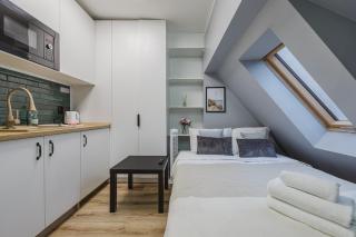 Wilda Chic Grey Apartment By BookingHost - Poznań - 0