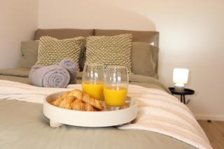Studio Flat Above MK Station - Milton Keynes - 0
