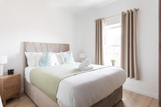 Top Floor, City Centre, Parking I Long Stay - Belfast - 7