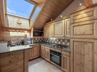 Duplex 8 pers à Méribel Village, Sauna, Garage, Proche Piste et Commerces - FR-1-566-69 - 1