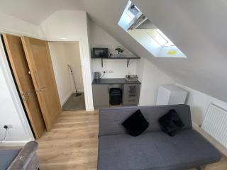 Kings Let - 1st floor studio - Leicester - 6