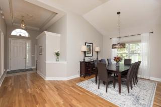 Beautiful 3-2 Family home w large lanai - - 6