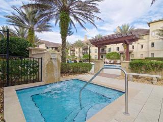 Top Floor King Suite-Kitchenette-4304L - St. Augustine - 2