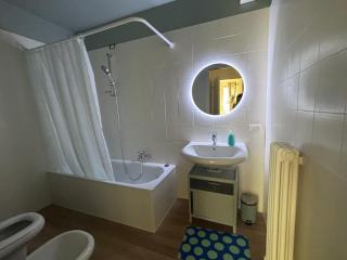 Como lake apartament with private parking - 5