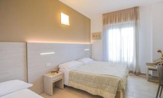 Hotel Gaudia - 3