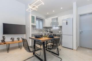 Port View Modern Apartment, Corfu Town - Agios Rokkos - 6