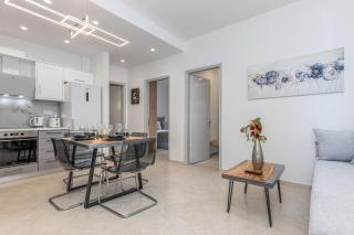 Port View Modern Apartment, Corfu Town - Agios Rokkos - 0
