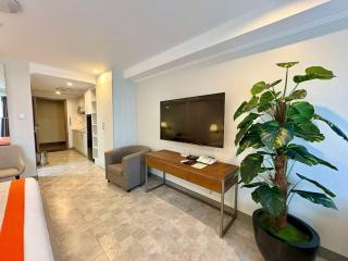 Sheryll Escapes - La Grande Phase 2, Grand Studio 625 with Balcony, Wifi & Netflix - Ángeles - 4