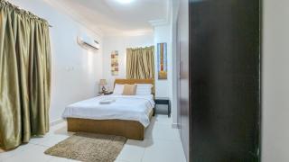 2 Bedroom at Lekki Phase 1 by Unik Triple E - Lagos - 5