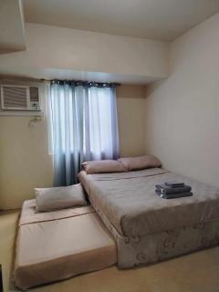 Apaws Crib 1 Bedroom Beside Pool Condo Unit - Cagayan de Oro - 3