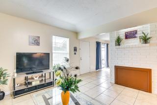 2 Mi to Chinatown: Pet-Friendly Houston Home - 6