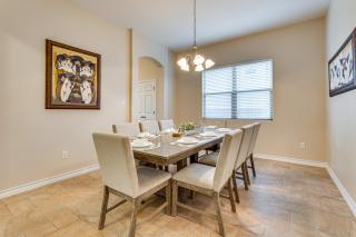 7 Mi to Lake Casa Blanca Laredo Family Home! - Laredo - 3