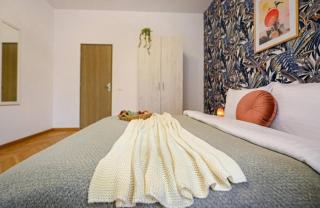 University 5 beds with 4 bedrooms for groups old city - Bucharest - 6