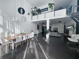 Olivujoj Villajoj - Deluxe Villa with Detached Pool House - Anavissos - 4
