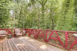 Group Getaway Spacious Home in Stone Mountain! - Stone Mountain - 9